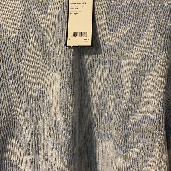 Olsen Europe size Small top. Lilac with silver detailing. - Picture 3 of 4